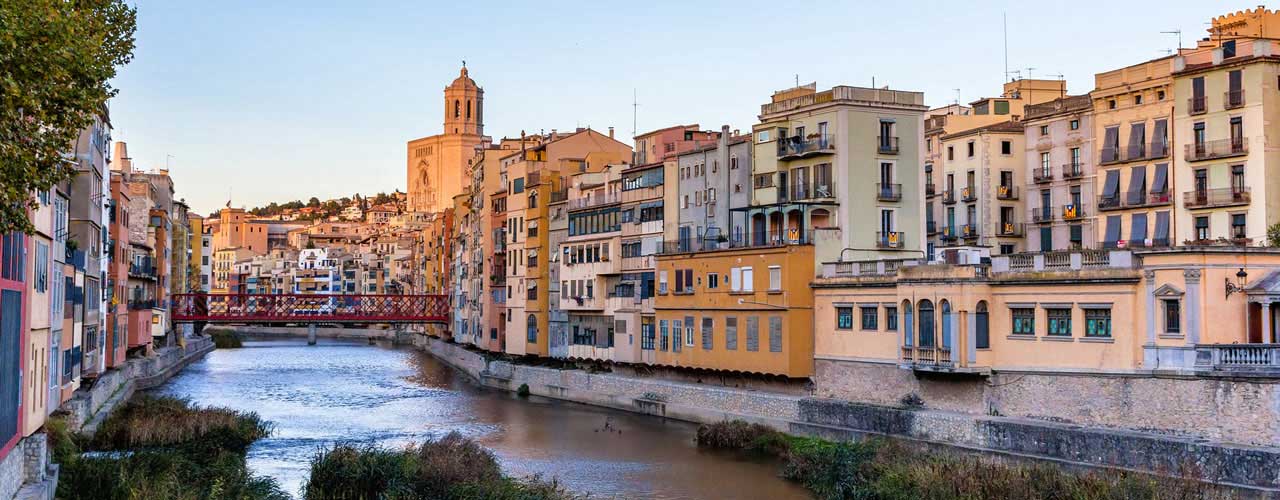 Ferienwohnungen und Ferienhäuser in Fontclara / Region Girona
